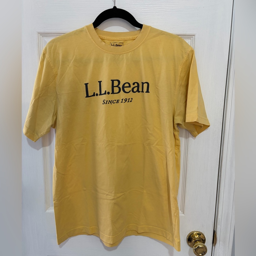 L.L. Bean Men's Yellow Short Sleeve Tee